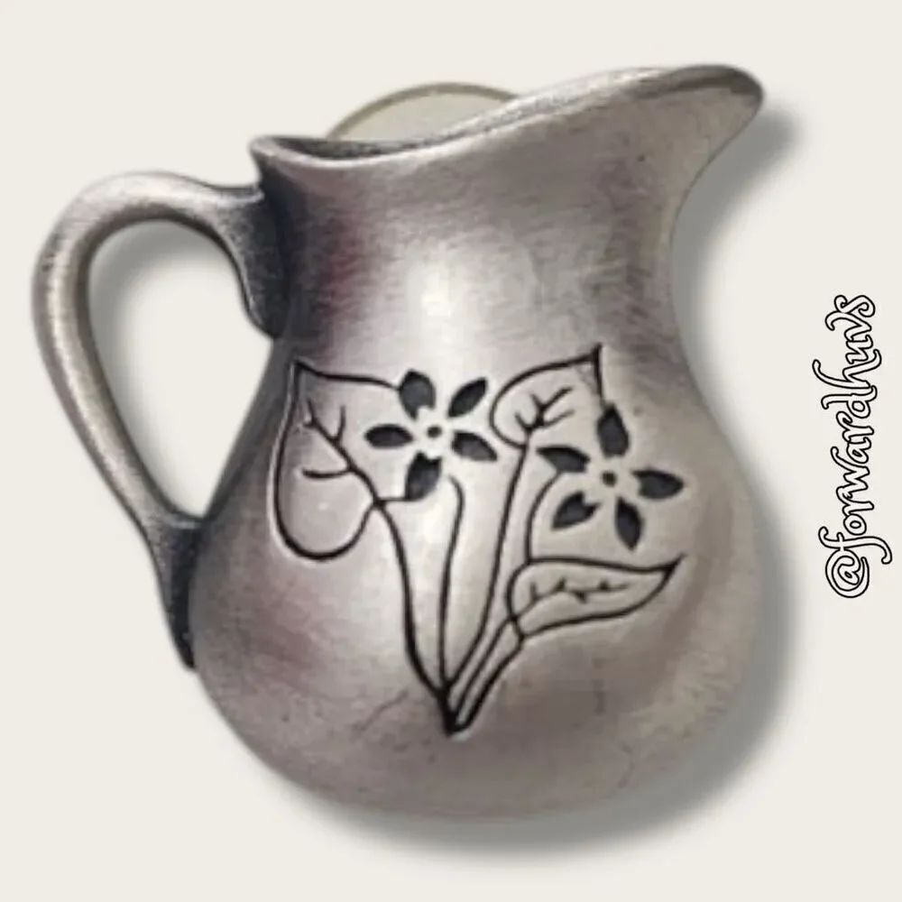 Small Pewter Flower Motif Tack Pin